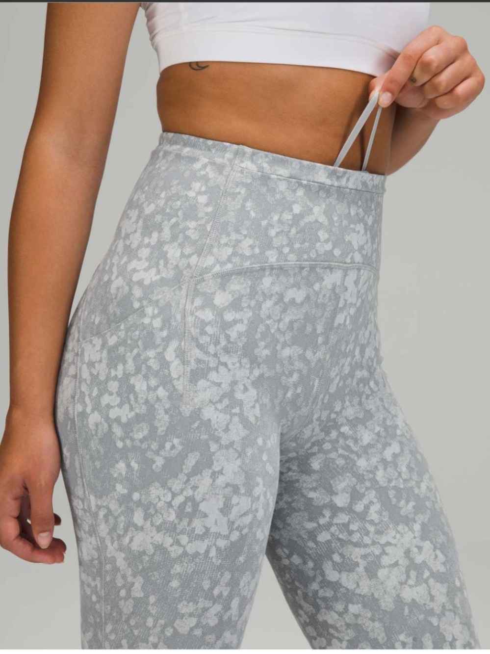 Lululemon Swift Speed High-Rise Crop 21" Size 10